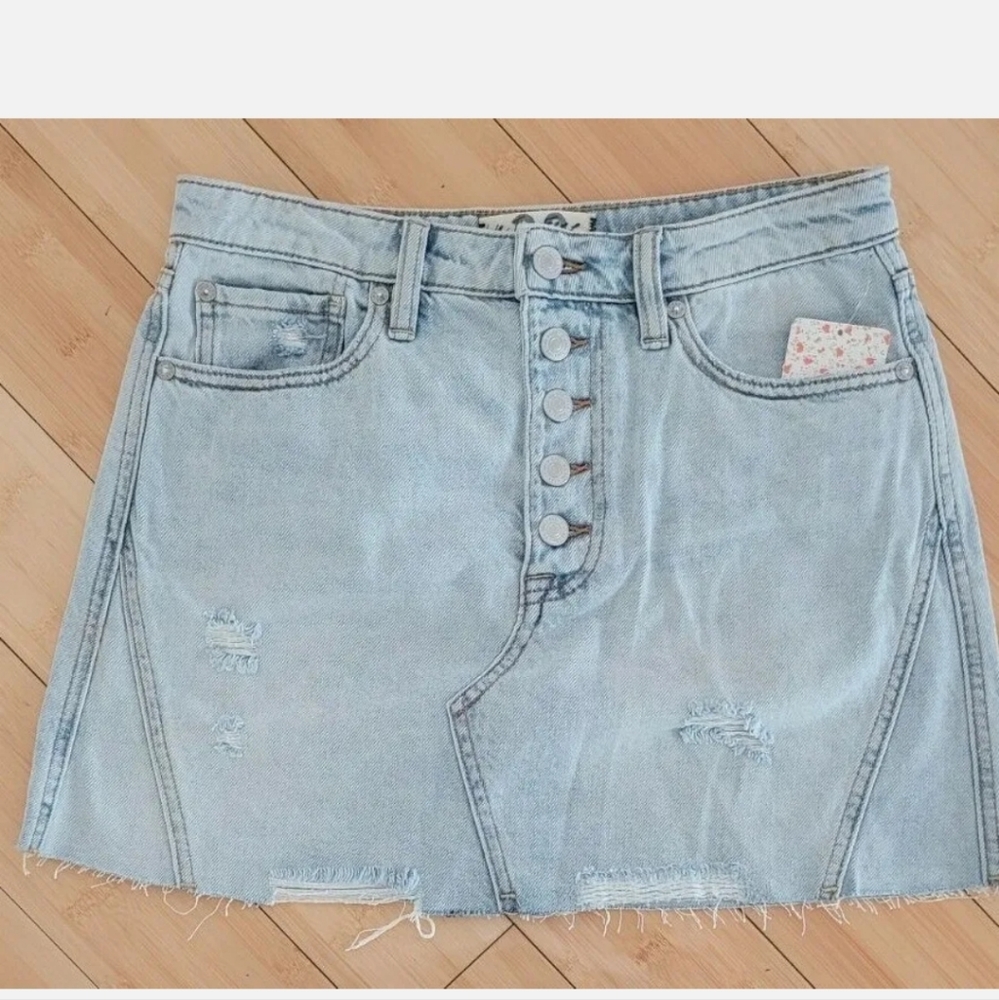 We the Free People Mini Skirt Distressed Ripped Denim Size 28